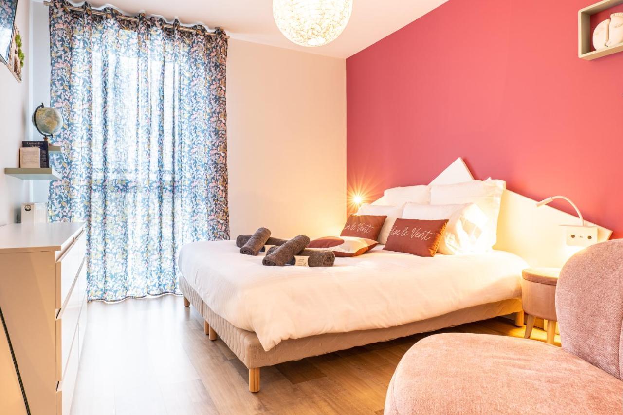 Annecy Lake Central Екстериор снимка